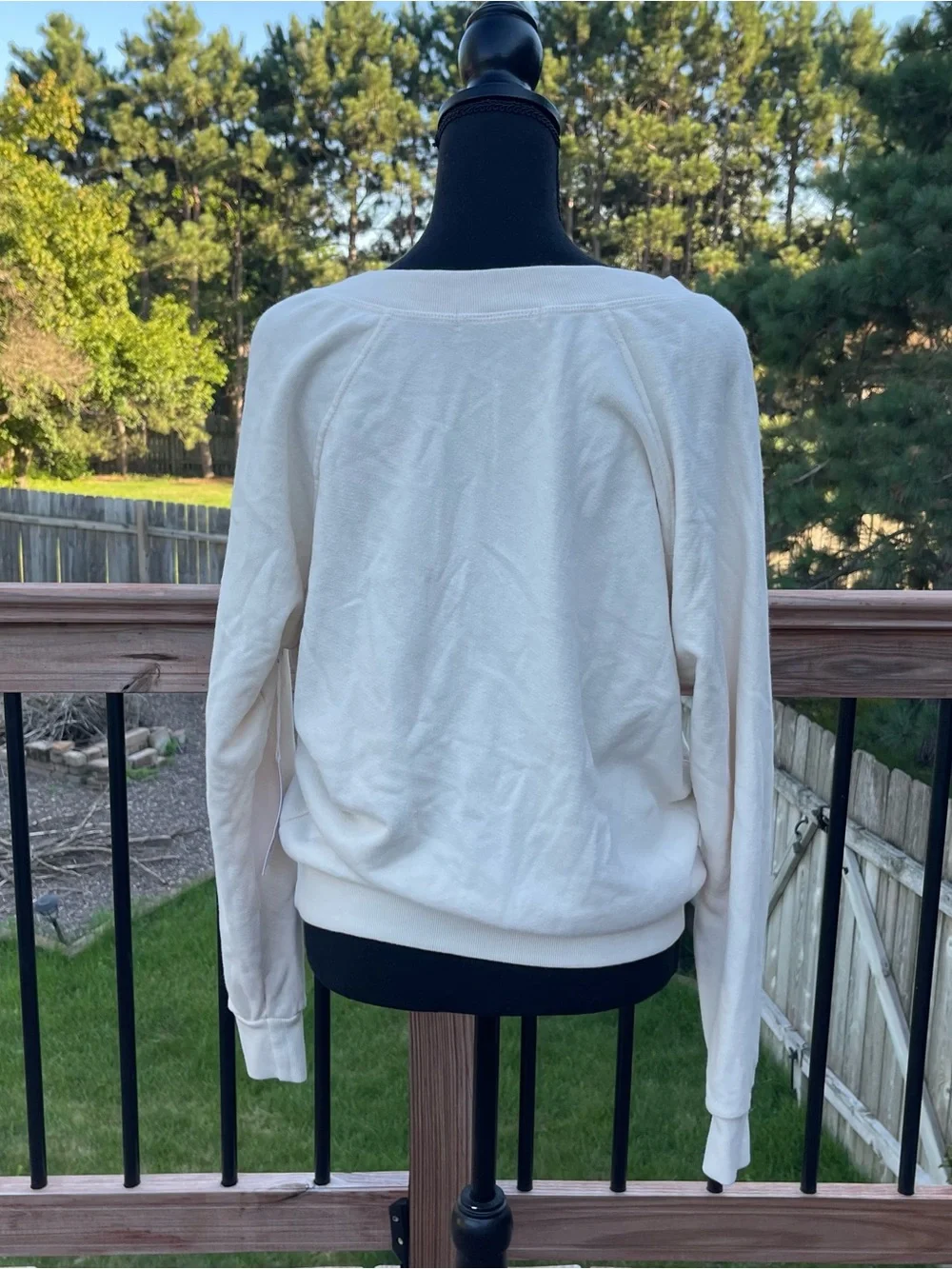 Perfectwhitetee Sinead Relaxed French Terry V Neck Sweatshirt Sz XS NWT